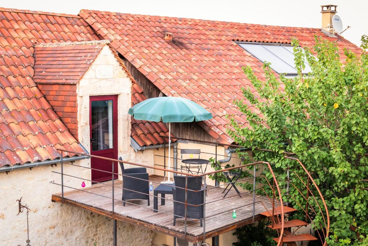Villa Domaine Des Ormeaux Ajat Exterior foto